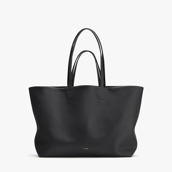 Cuyana Classic Easy Tote in Black - Picture 1 of 5